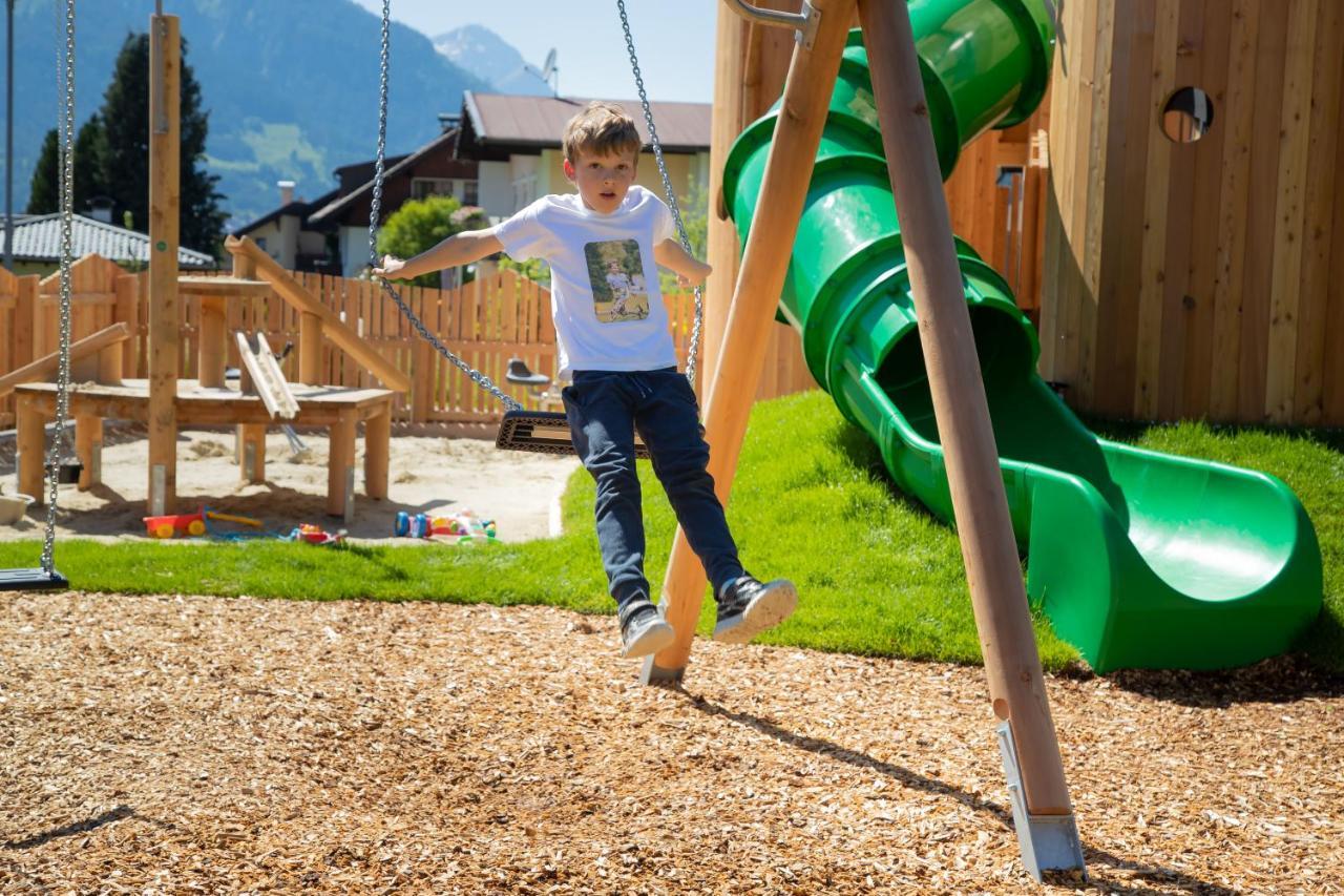 Hotel Tirolerhof - Familotel Zugspitze Ehrwald Kültér fotó